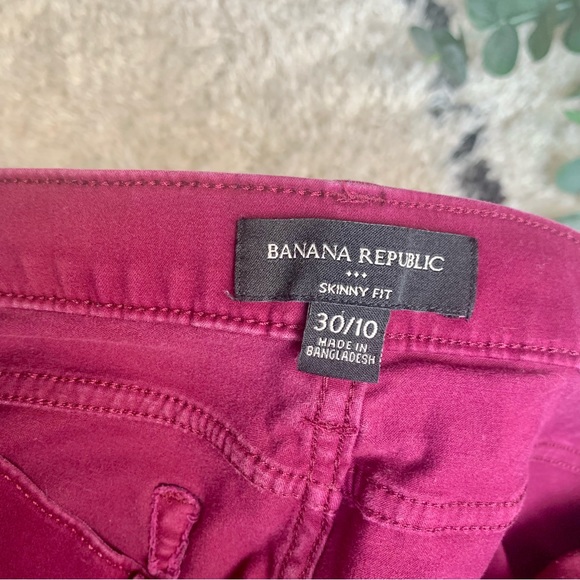 ❗️Sold❗️Banana Republic Velvety Soft Skinny Pants • Wine / Burgundy • Size 30/10 - Picture 7 of 7